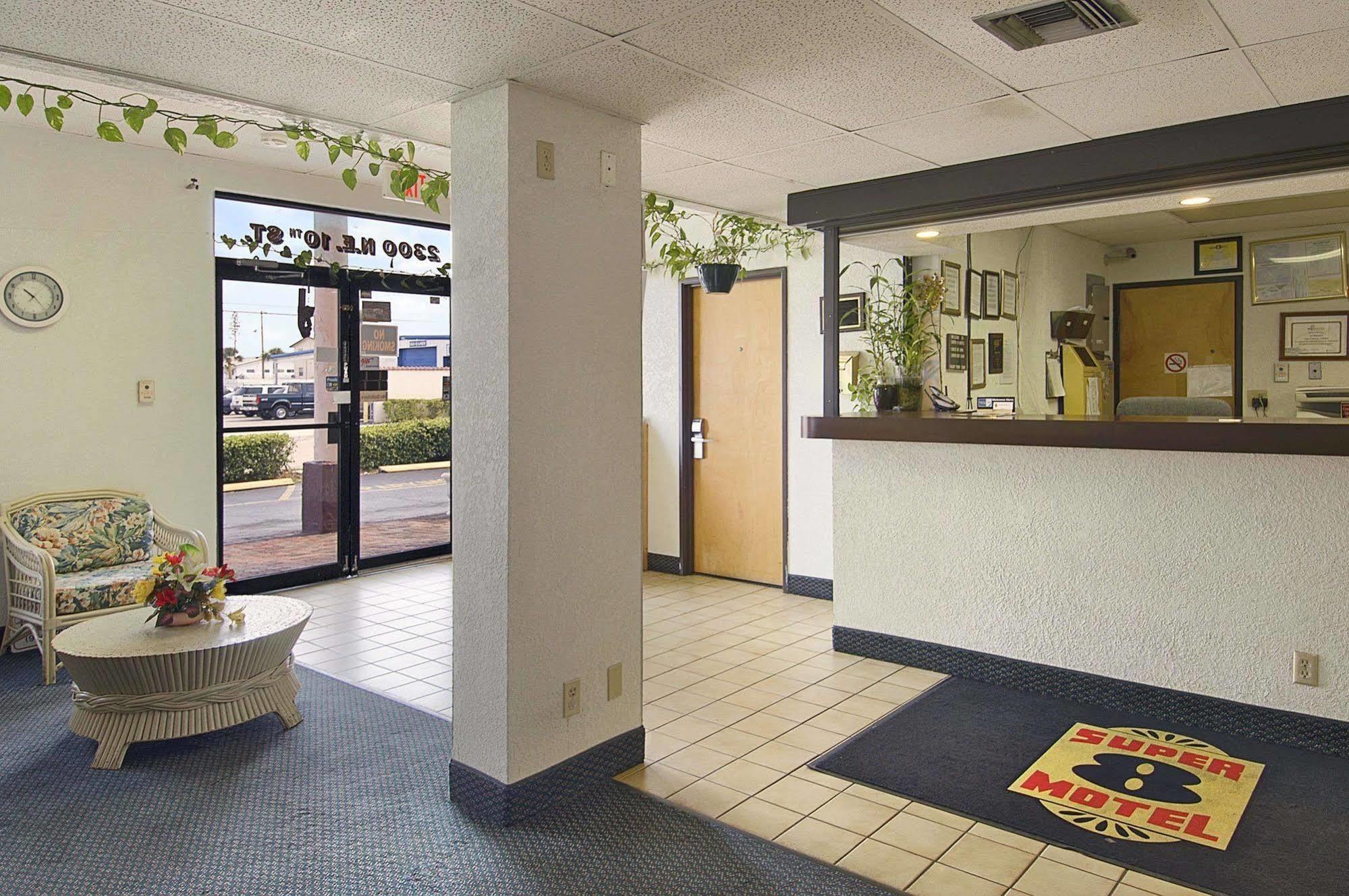 Super 8 By Wyndham Pompano Beach Kültér fotó
